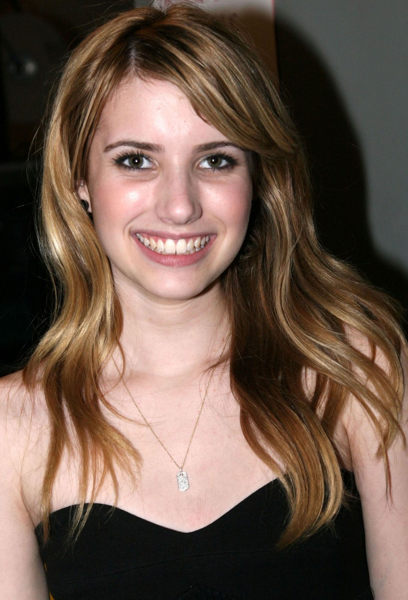 emmarobertsorg011.jpg emmarobertsorg011.jpg