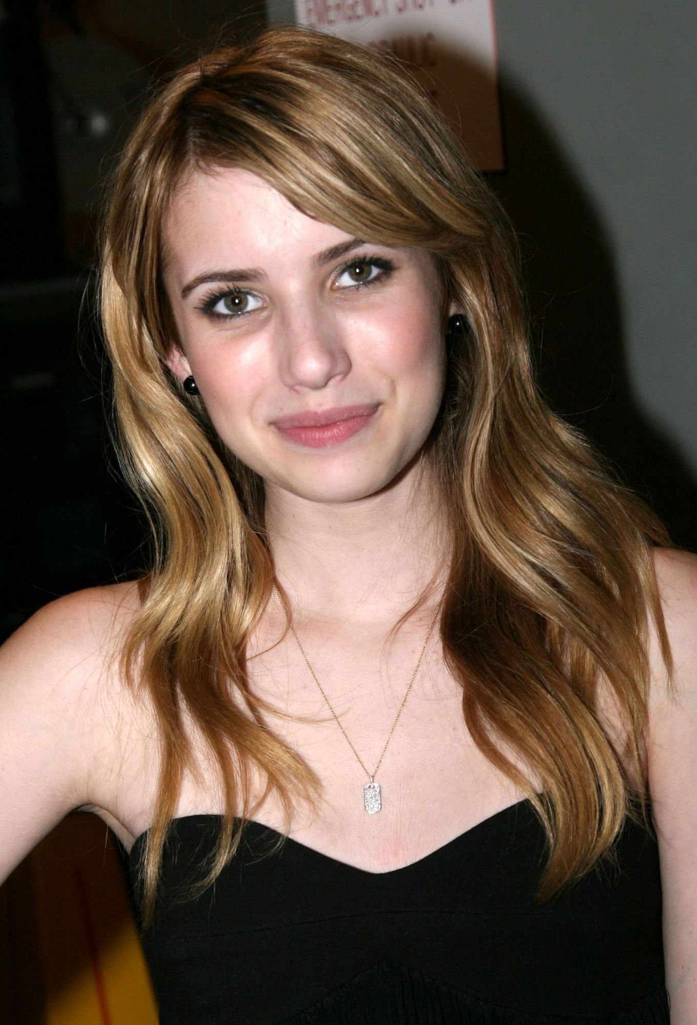 emmarobertsorg012.jpg emmarobertsorg012.jpg