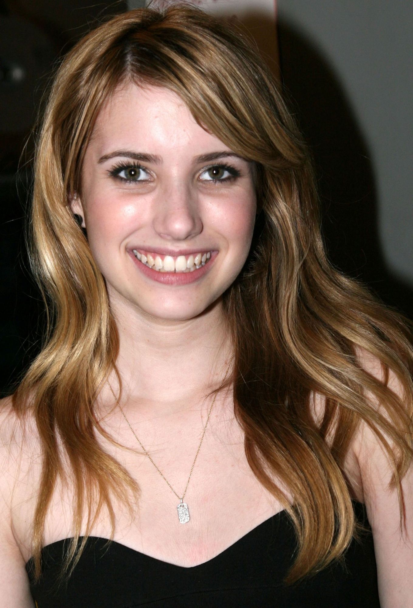 emmarobertsorg018.jpg emmarobertsorg018.jpg