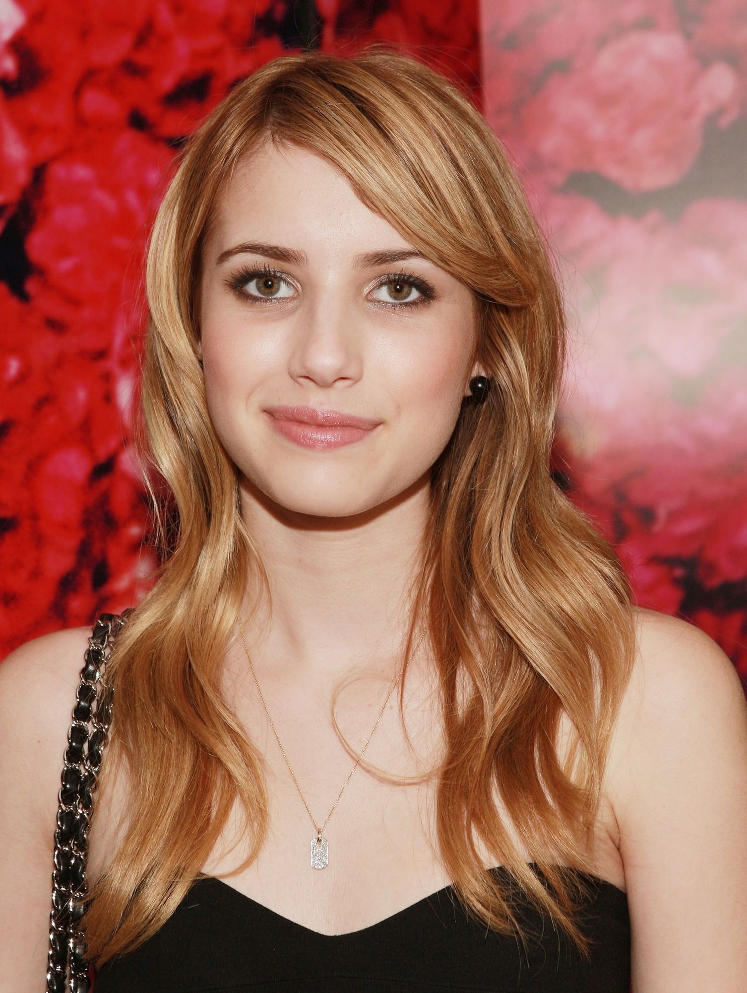 emmarobertsorg005.jpg emmarobertsorg005.jpg