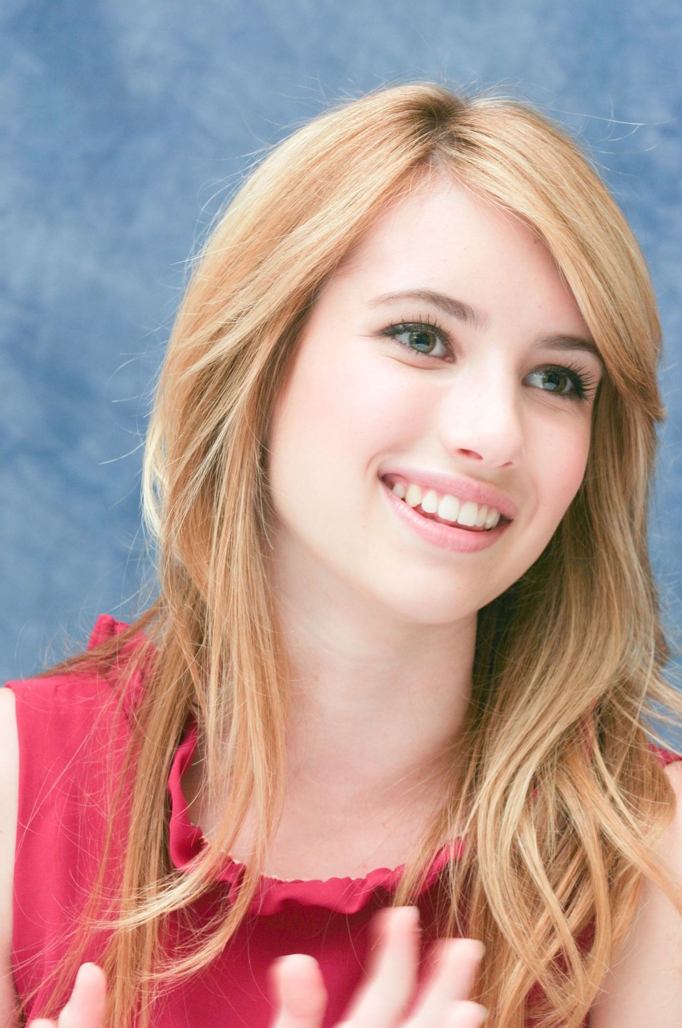 emmarobertsorg010.jpg emmarobertsorg010.jpg