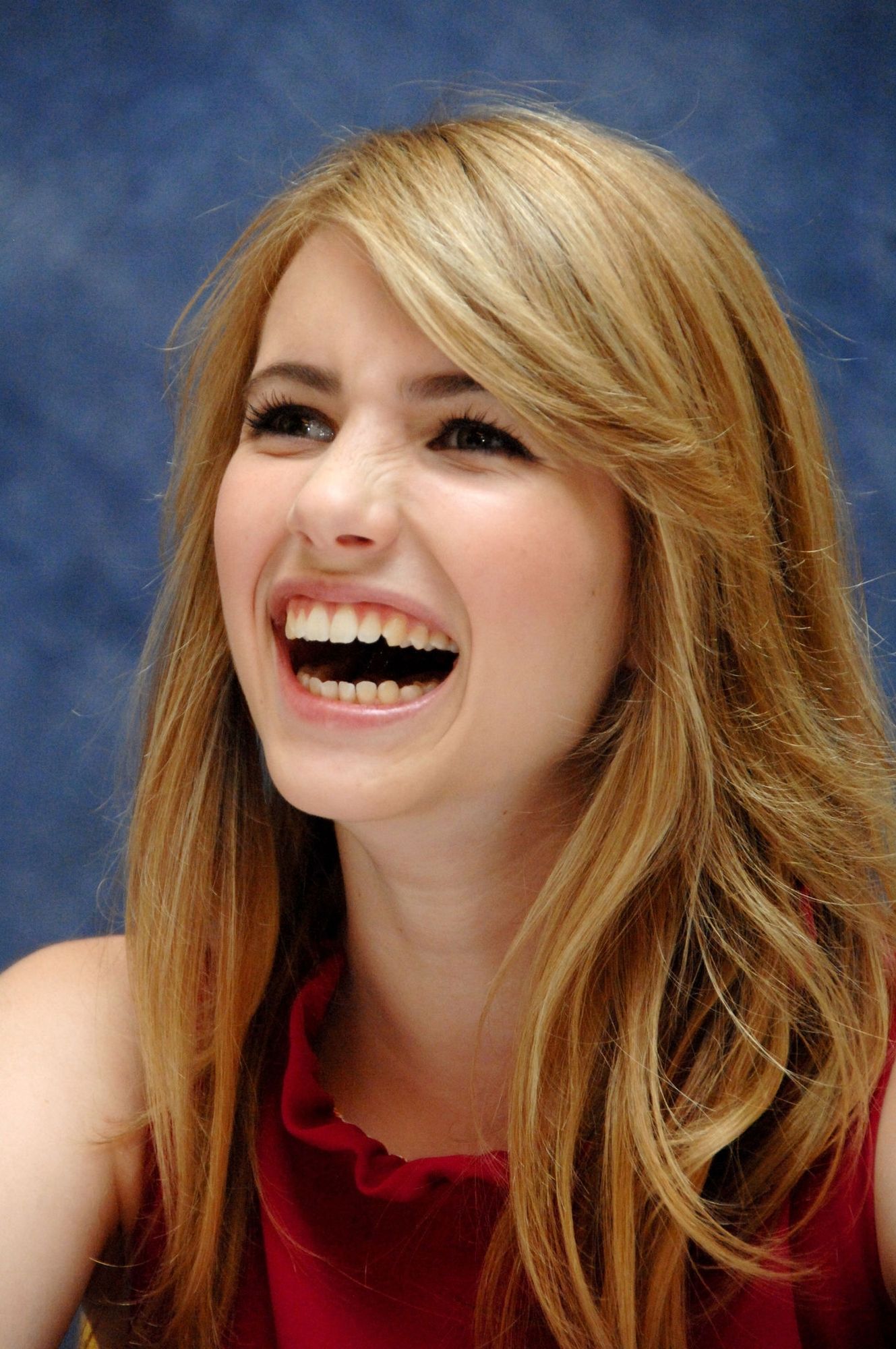 emmarobertsorg025.jpg emmarobertsorg025.jpg