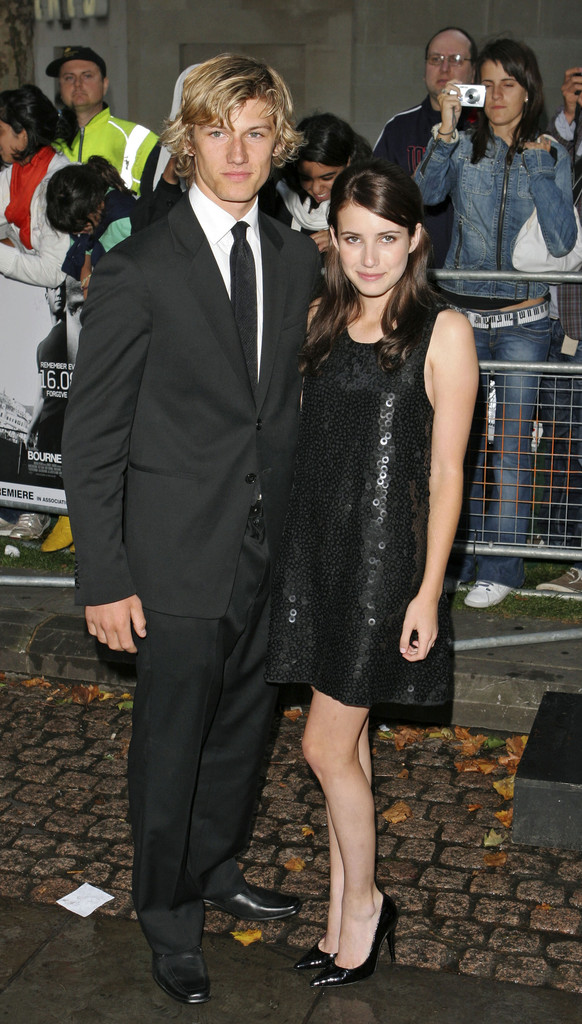 emmarobertsorg005.jpg emmarobertsorg005.jpg