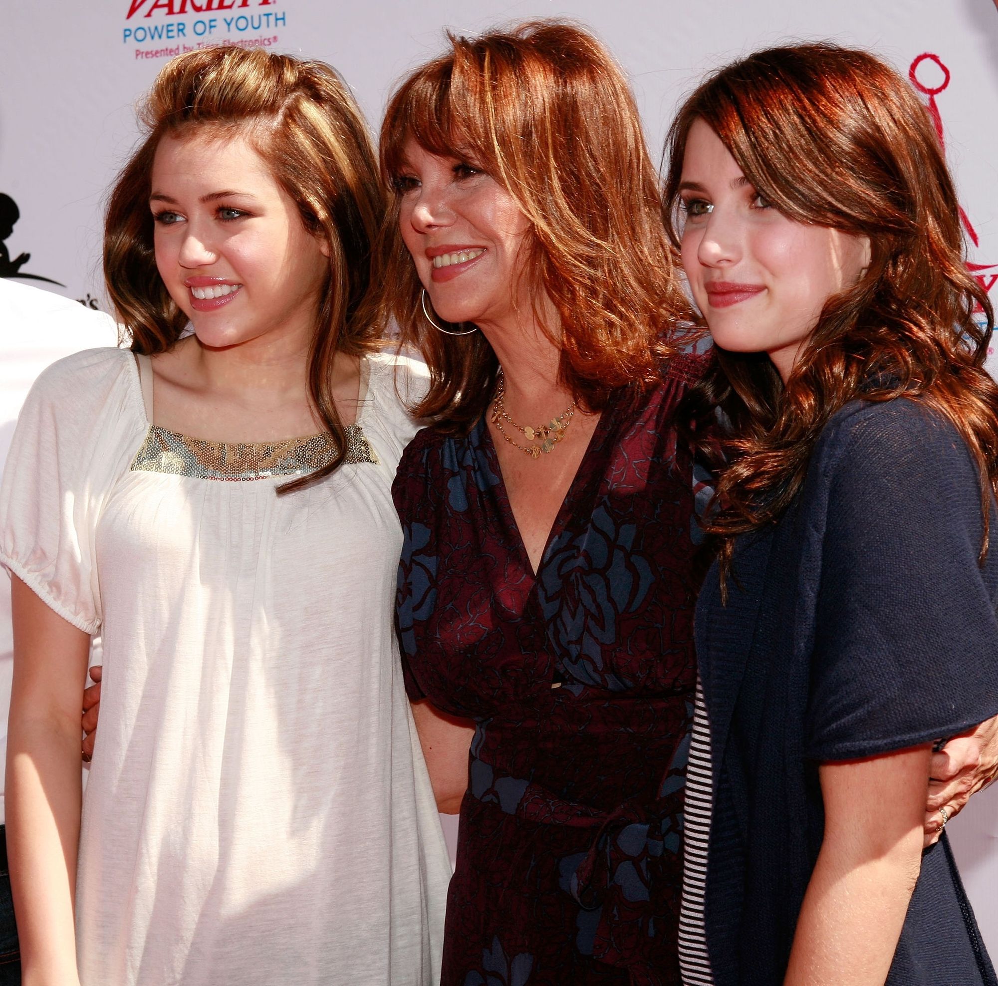emmarobertsorg058.jpg