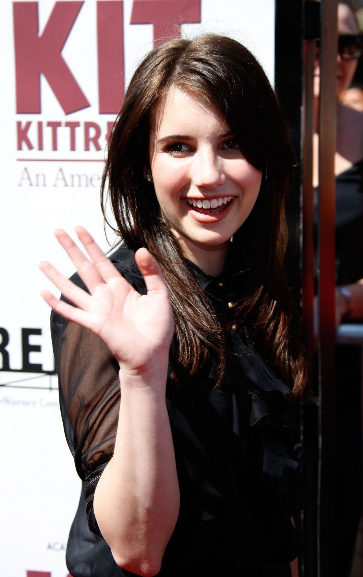 emmarobertsorg031.jpg emmarobertsorg031.jpg
