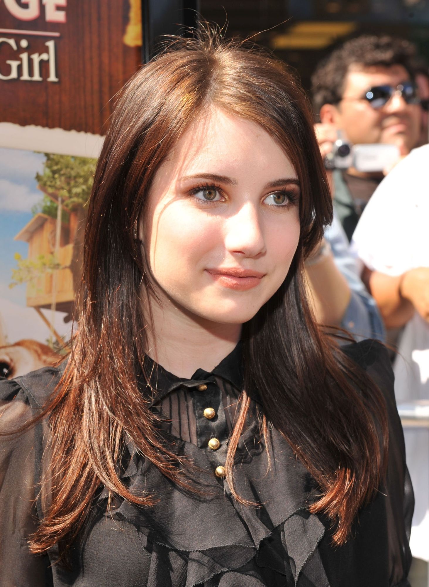emmarobertsorg077.jpg emmarobertsorg077.jpg