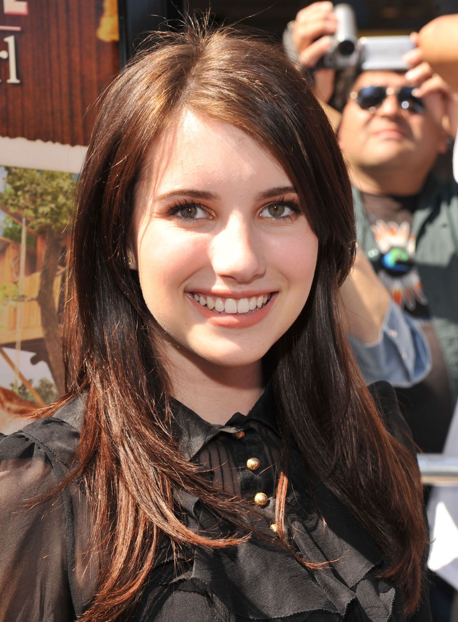 emmarobertsorg080.jpg emmarobertsorg080.jpg