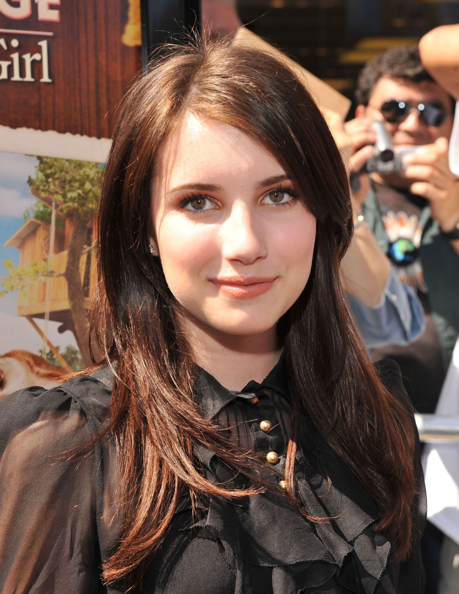 emmarobertsorg088.jpg emmarobertsorg088.jpg