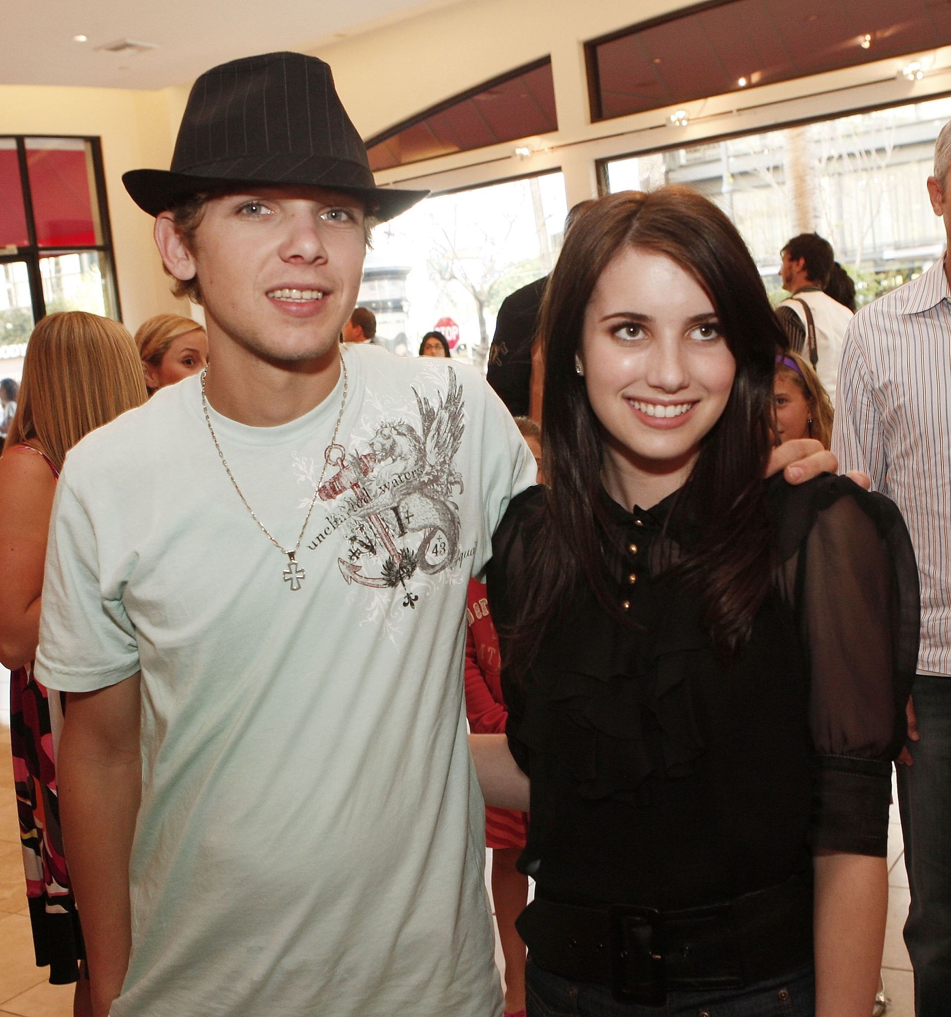 emmarobertsorg095.jpg emmarobertsorg095.jpg