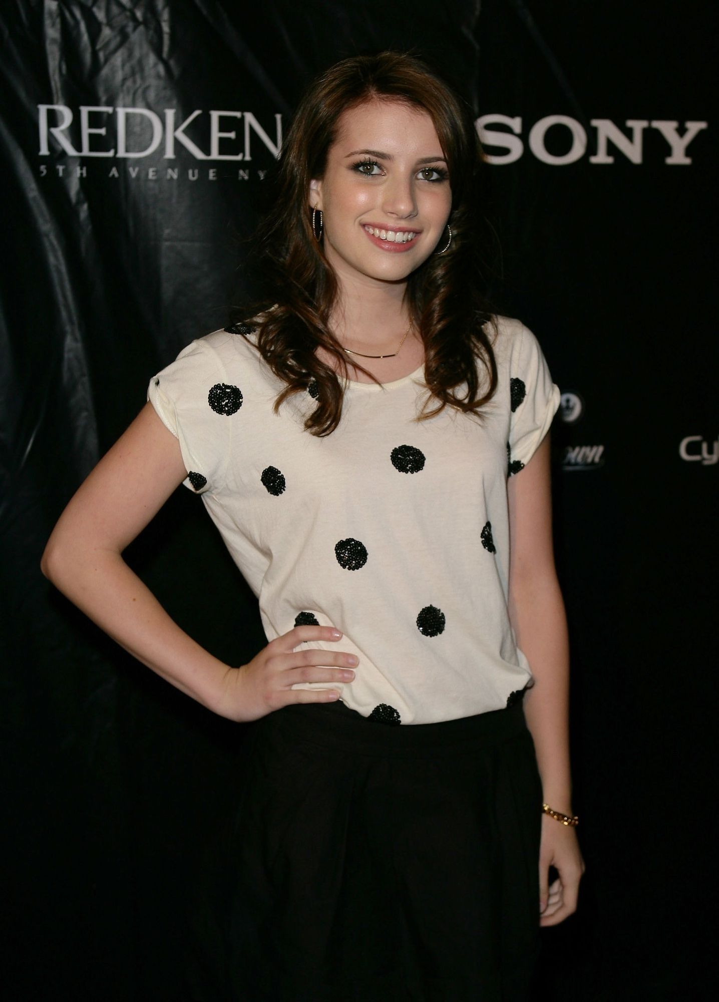 emmarobertsorg011.jpg emmarobertsorg011.jpg
