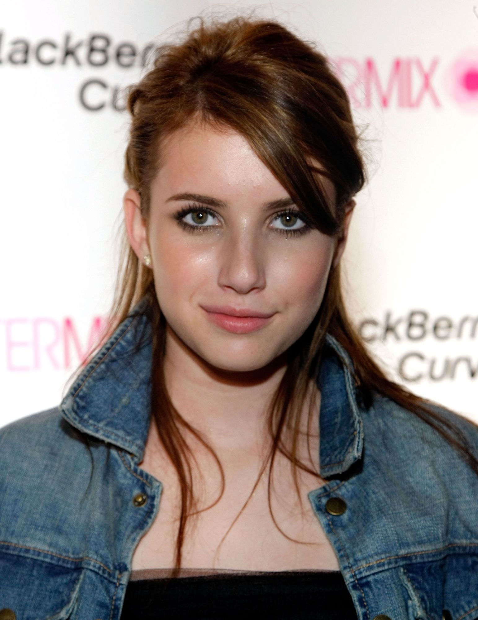 emmarobertsorg010.jpg emmarobertsorg010.jpg
