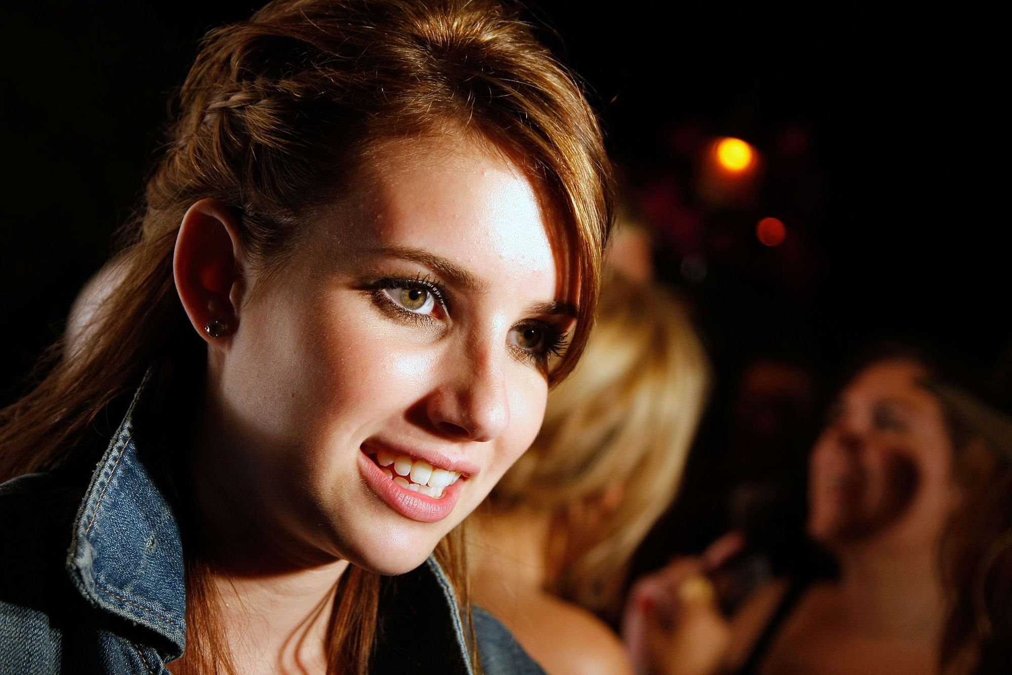 emmarobertsorg011.jpg emmarobertsorg011.jpg