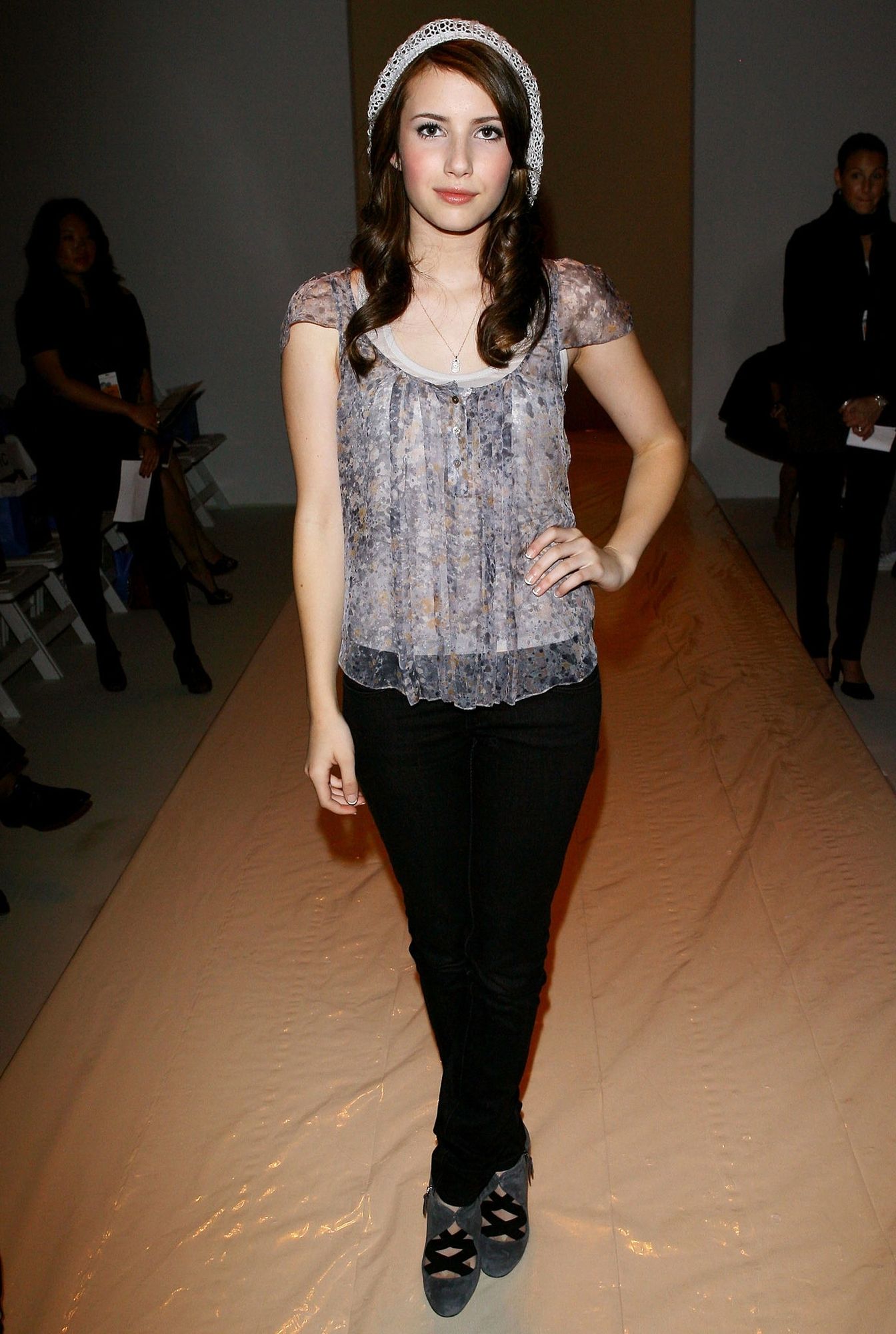 emmarobertsorg008.jpg emmarobertsorg008.jpg