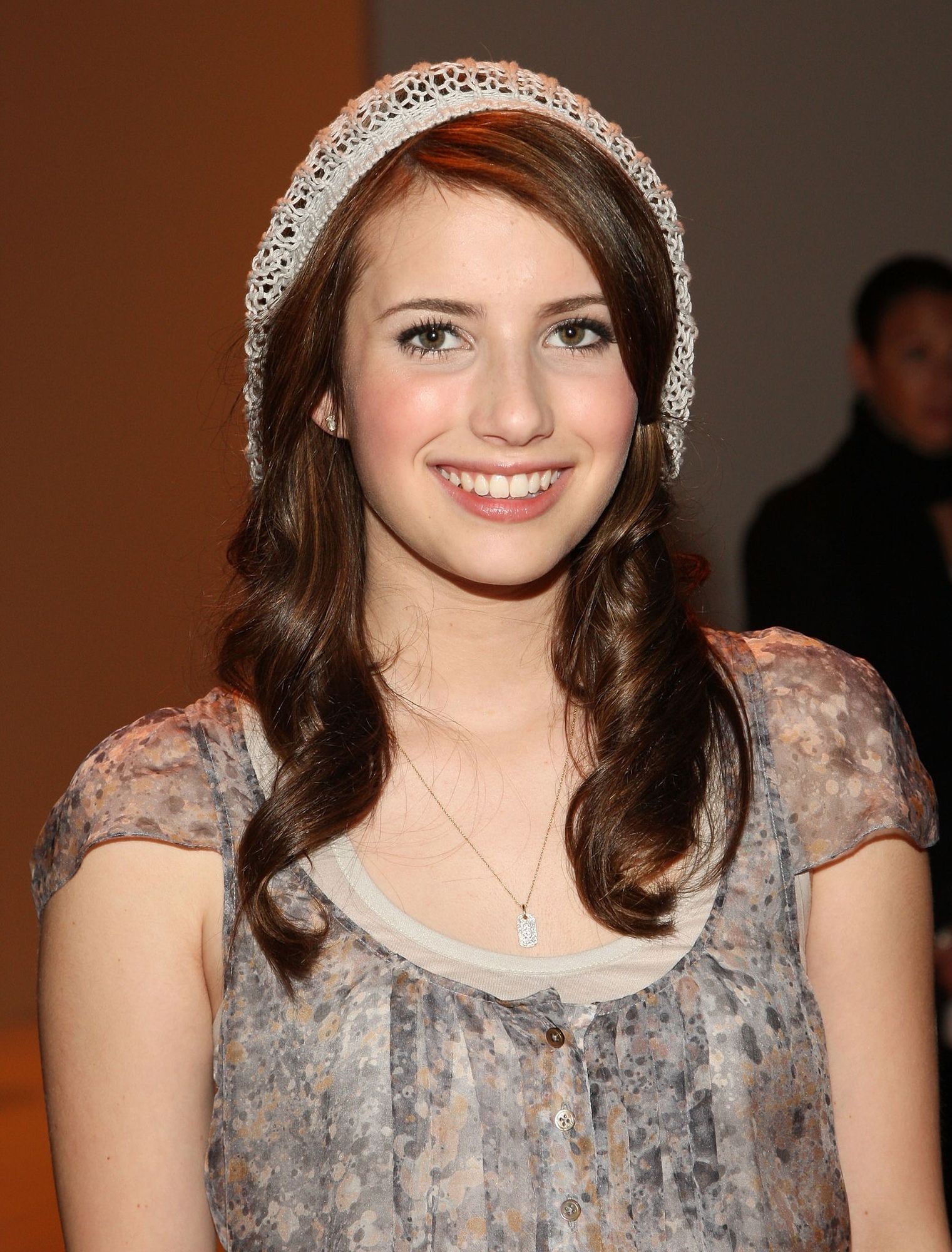 emmarobertsorg014.jpg emmarobertsorg014.jpg