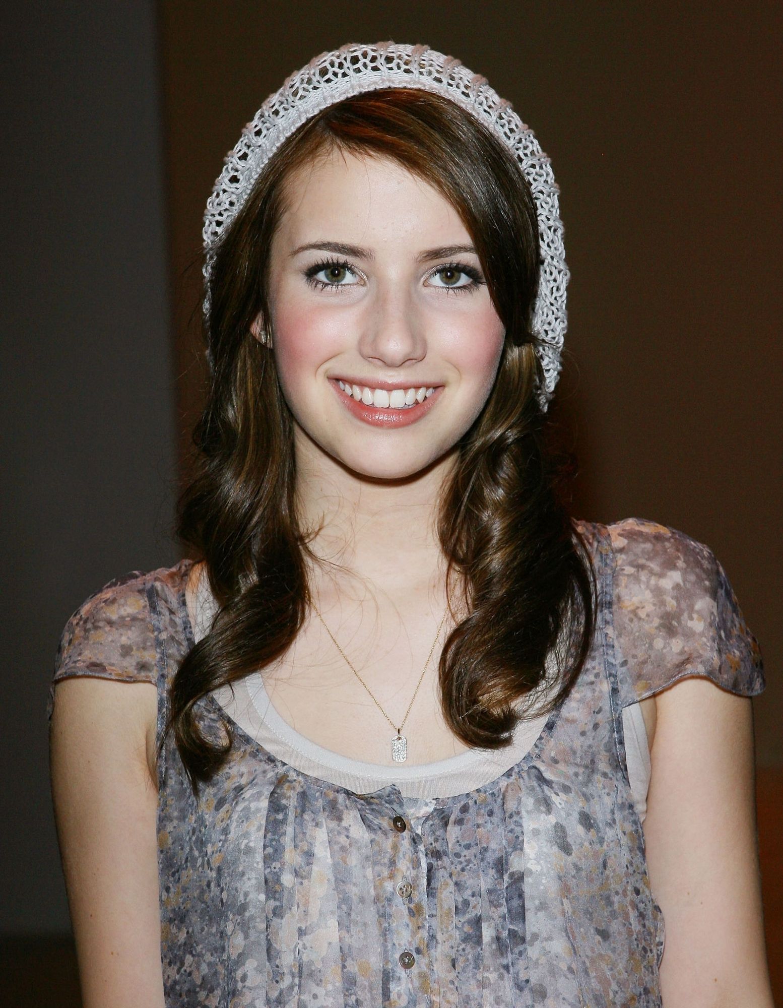 emmarobertsorg016.jpg emmarobertsorg016.jpg