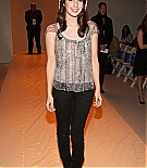 Filename=emmarobertsorg002.jpg
Filesize=242KiB
Dimensions=1289x2000
Date added=Dec 09, 2015 emmarobertsorg002.jpg