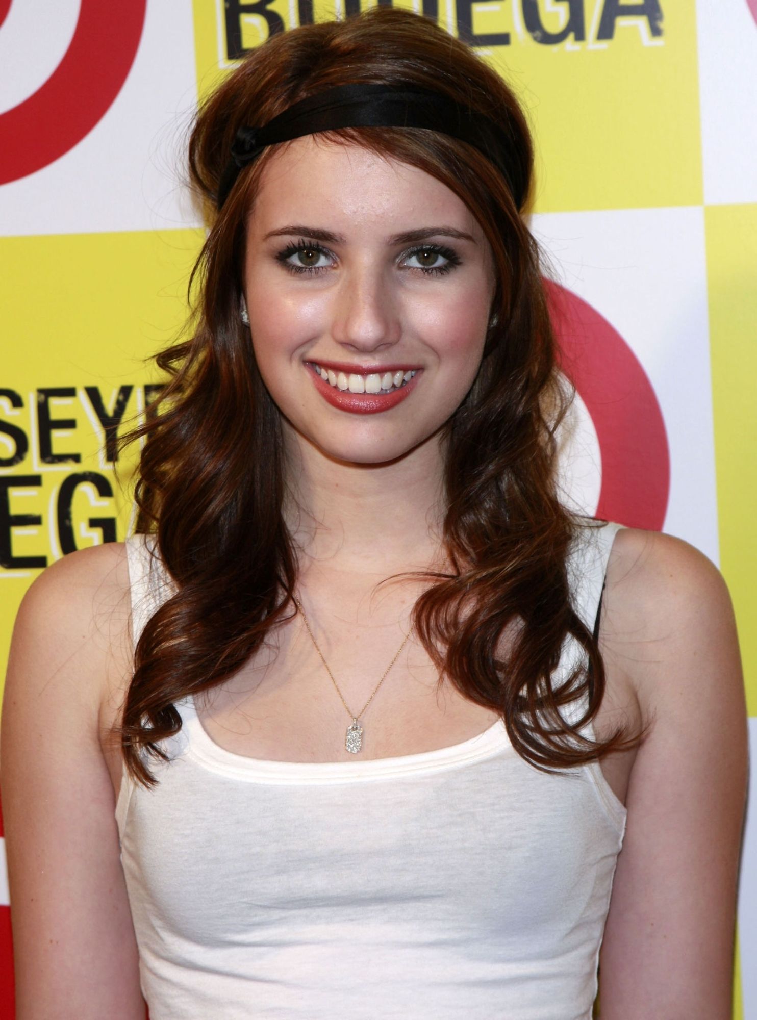 emmarobertsorg010.jpg emmarobertsorg010.jpg