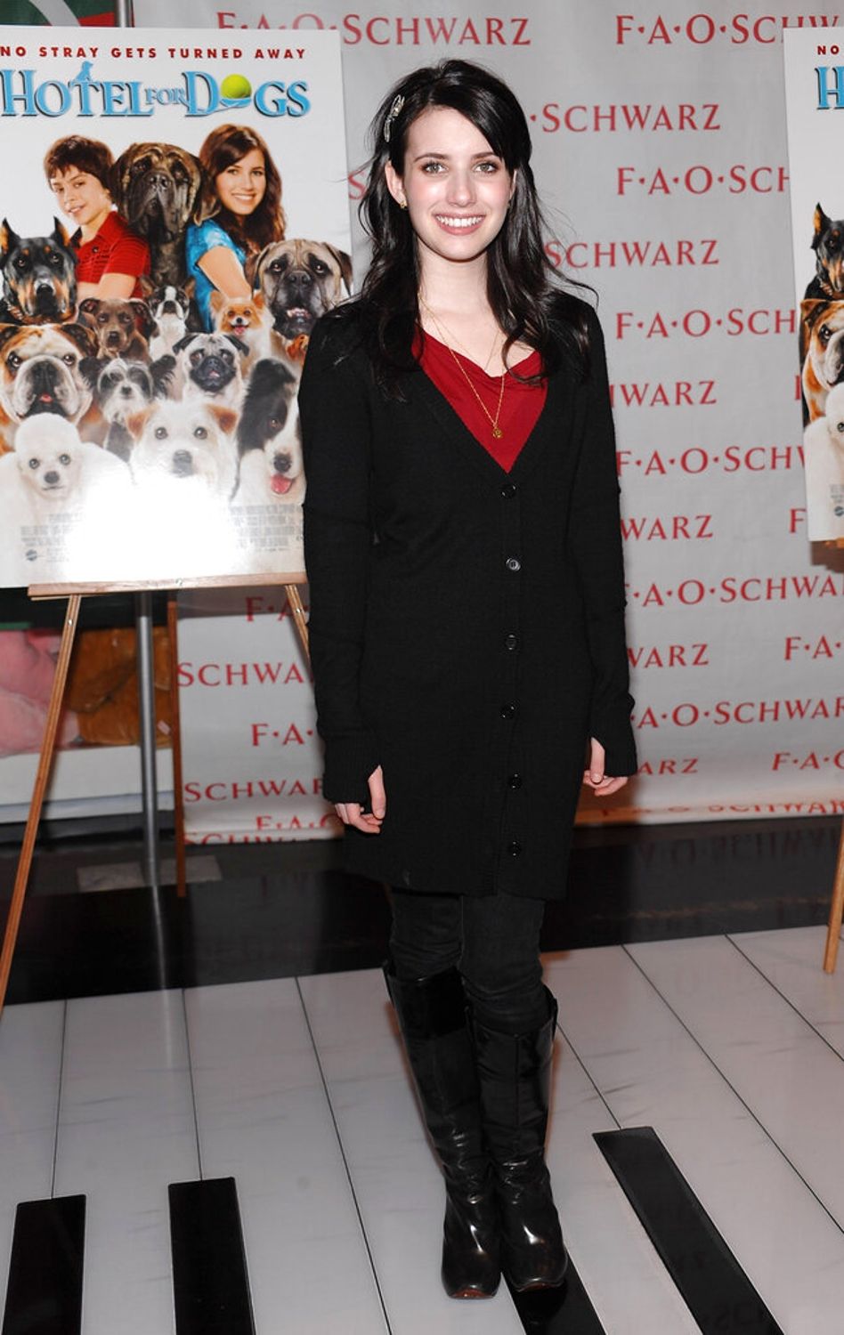 emmarobertsorg002.jpg emmarobertsorg002.jpg