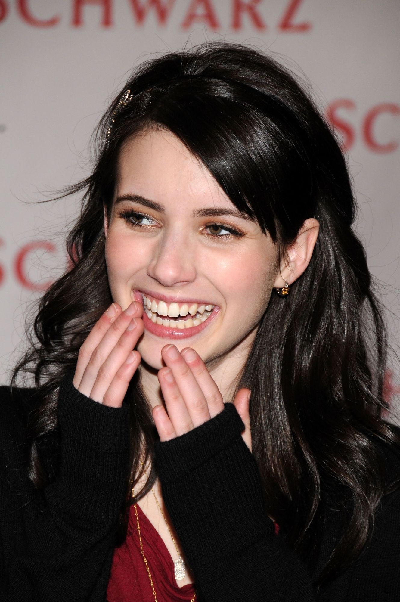 emmarobertsorg023.jpg emmarobertsorg023.jpg