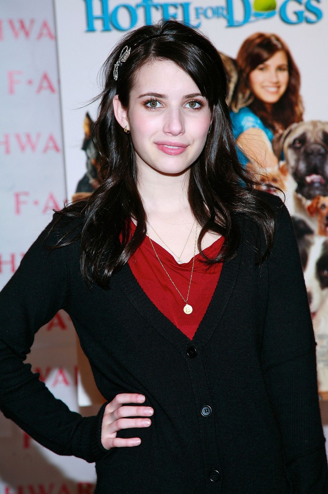 emmarobertsorg026.jpg emmarobertsorg026.jpg