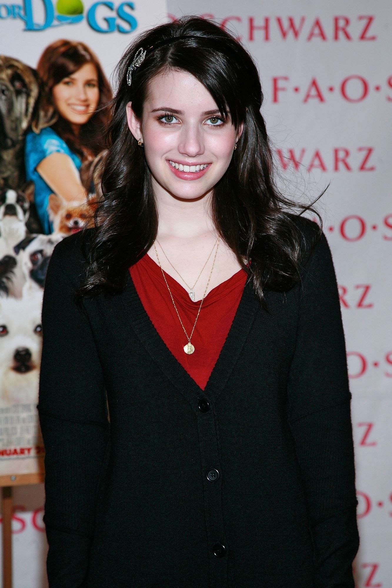 emmarobertsorg037.jpg emmarobertsorg037.jpg