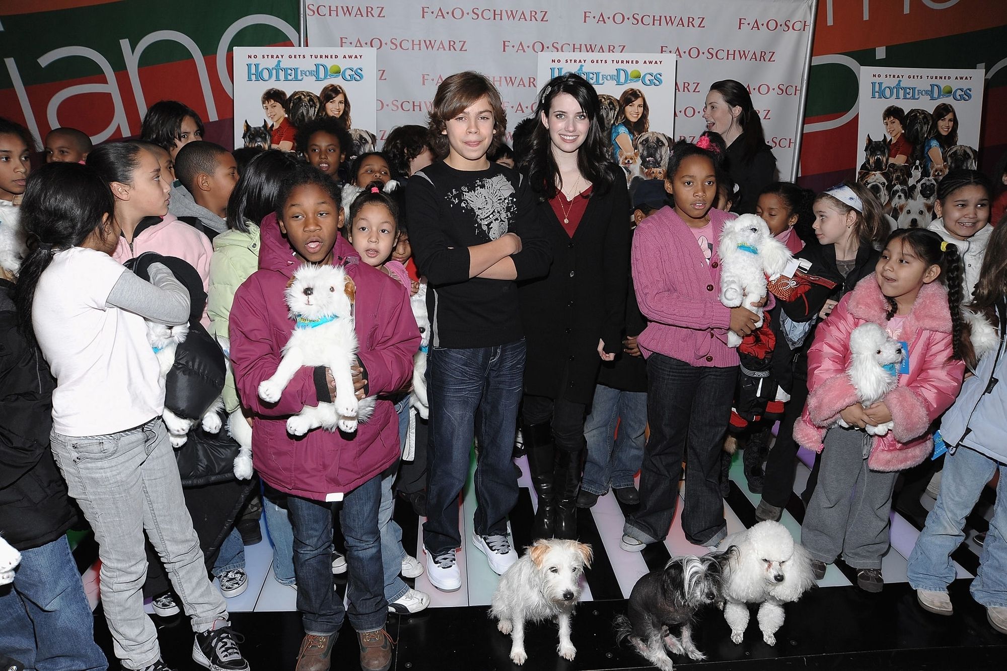 emmarobertsorg052.jpg emmarobertsorg052.jpg