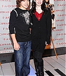 Filename=emmarobertsorg001.jpg
Filesize=174KiB
Dimensions=936x1500
Date added=Dec 09, 2015 emmarobertsorg001.jpg