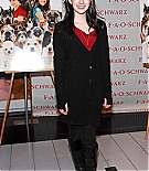 Filename=emmarobertsorg002.jpg
Filesize=153KiB
Dimensions=948x1500
Date added=Dec 09, 2015 emmarobertsorg002.jpg