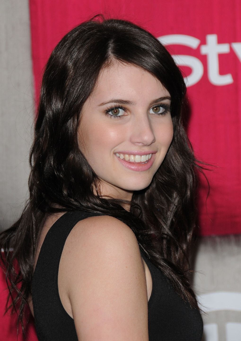emmarobertsorg008.jpg emmarobertsorg008.jpg