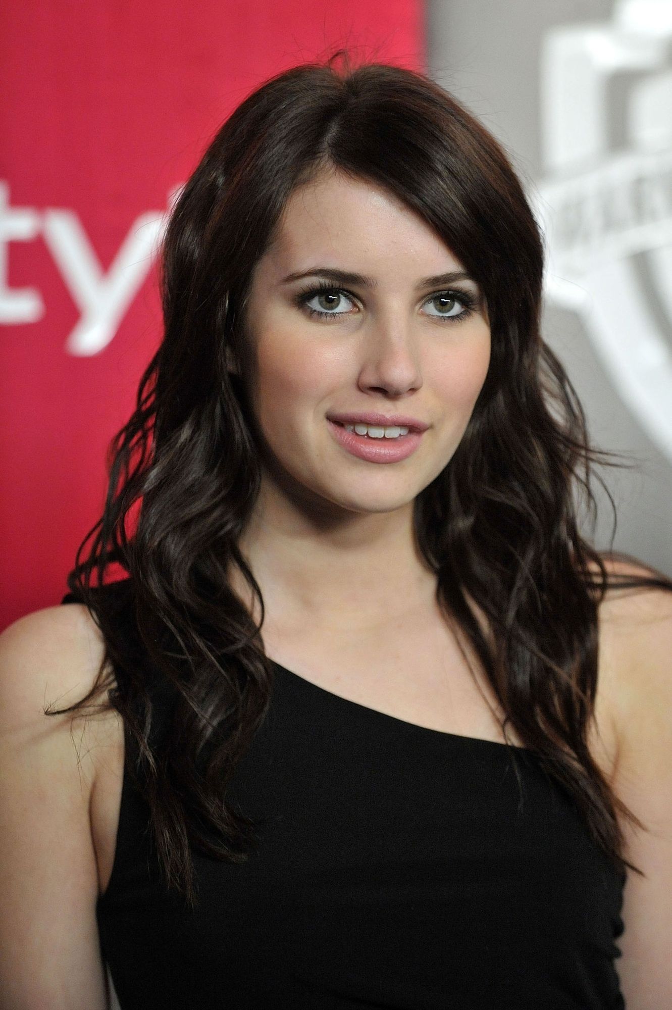 emmarobertsorg015.jpg emmarobertsorg015.jpg