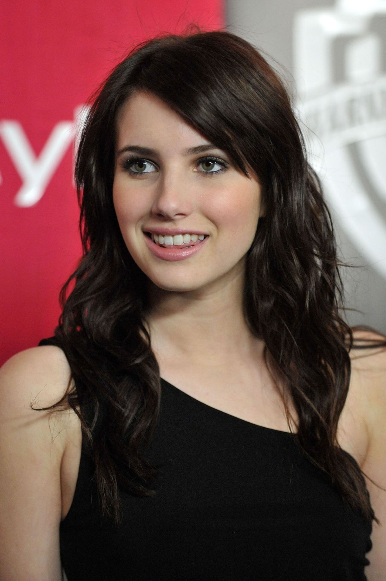 emmarobertsorg016.jpg emmarobertsorg016.jpg