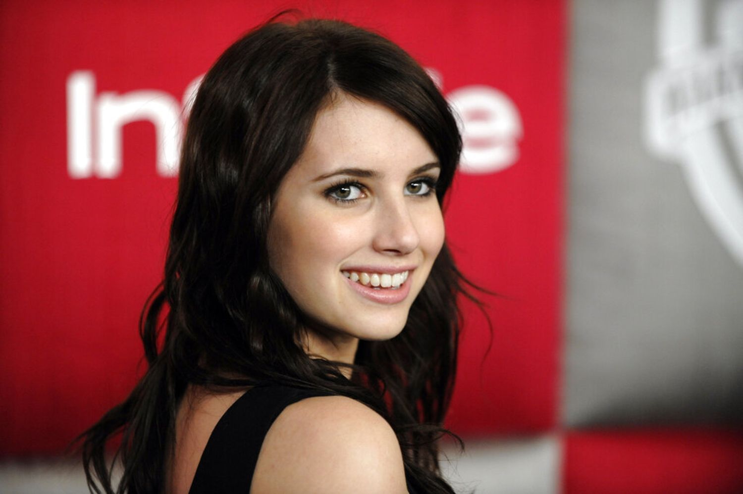 emmarobertsorg024.jpg emmarobertsorg024.jpg