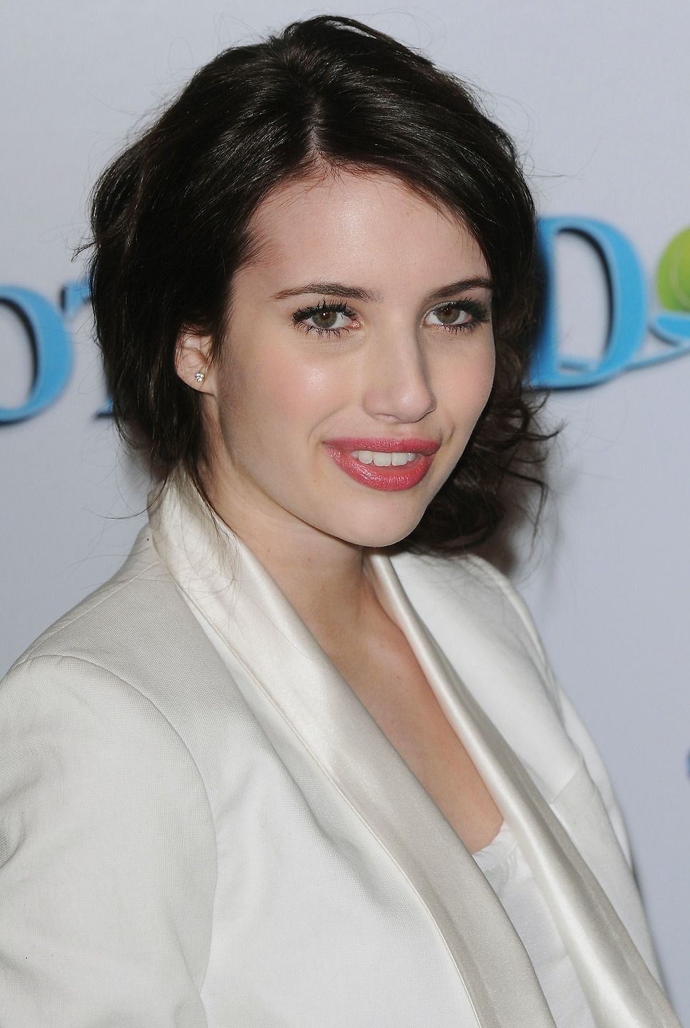 emmarobertsorg004.jpg emmarobertsorg004.jpg
