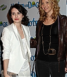 Filename=emmarobertsorg071.jpg
Filesize=349KiB
Dimensions=1430x2048
Date added=Jul 31, 2021 emmarobertsorg071.jpg