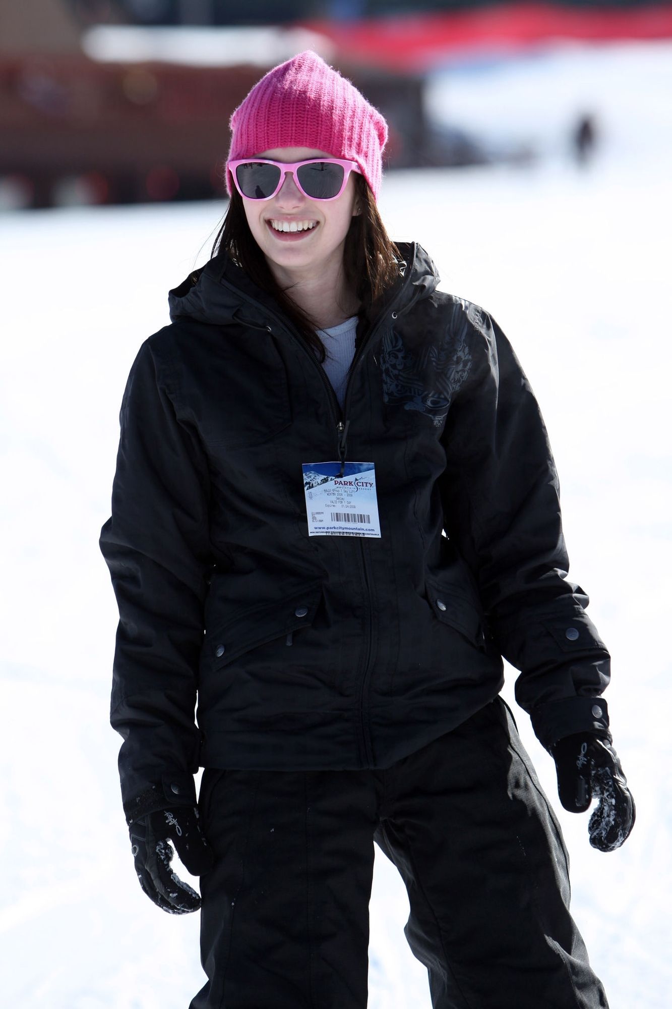 emmarobertsorg009.jpg emmarobertsorg009.jpg