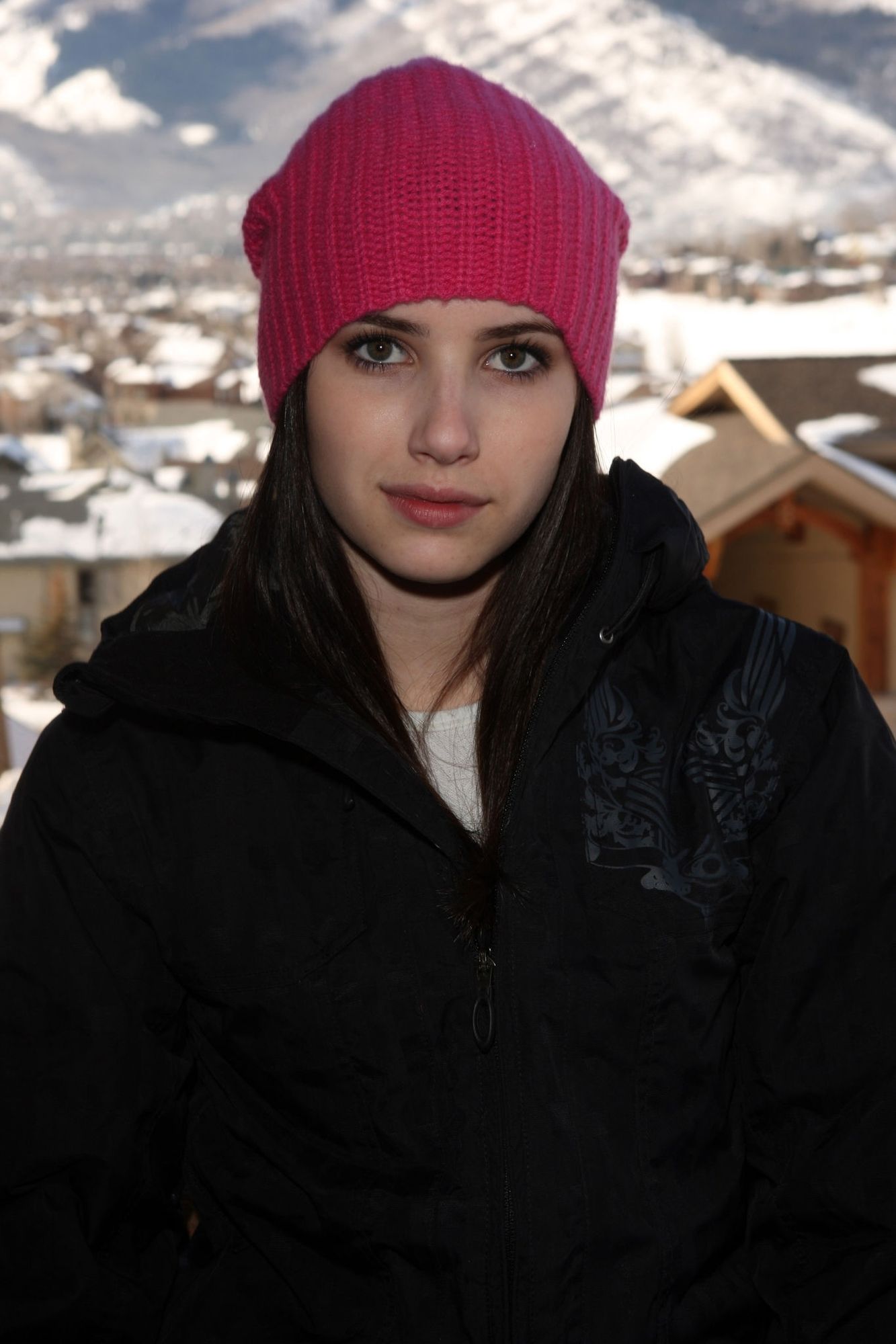 emmarobertsorg015.jpg emmarobertsorg015.jpg