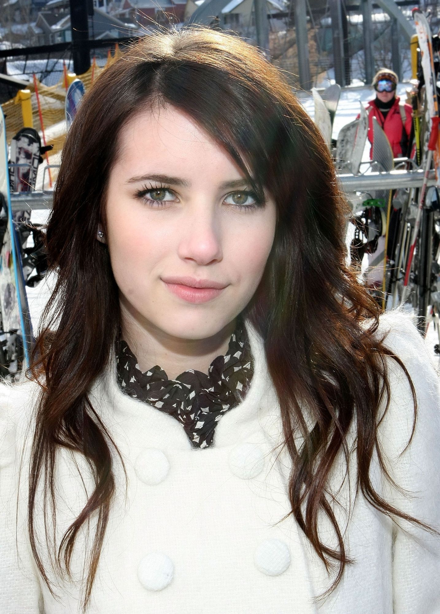 emmarobertsorg004.jpg emmarobertsorg004.jpg