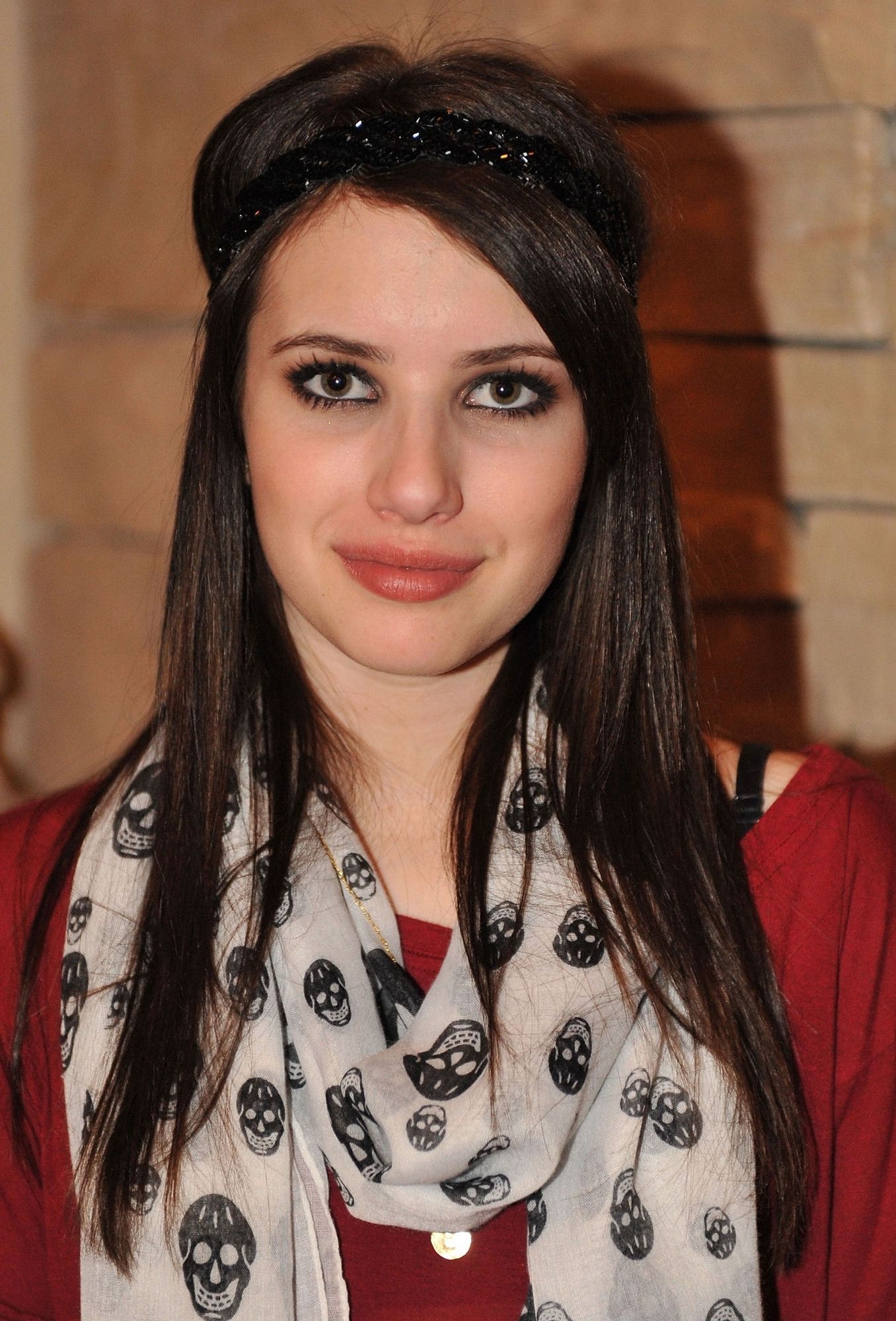 emmarobertsorg003.jpg emmarobertsorg003.jpg