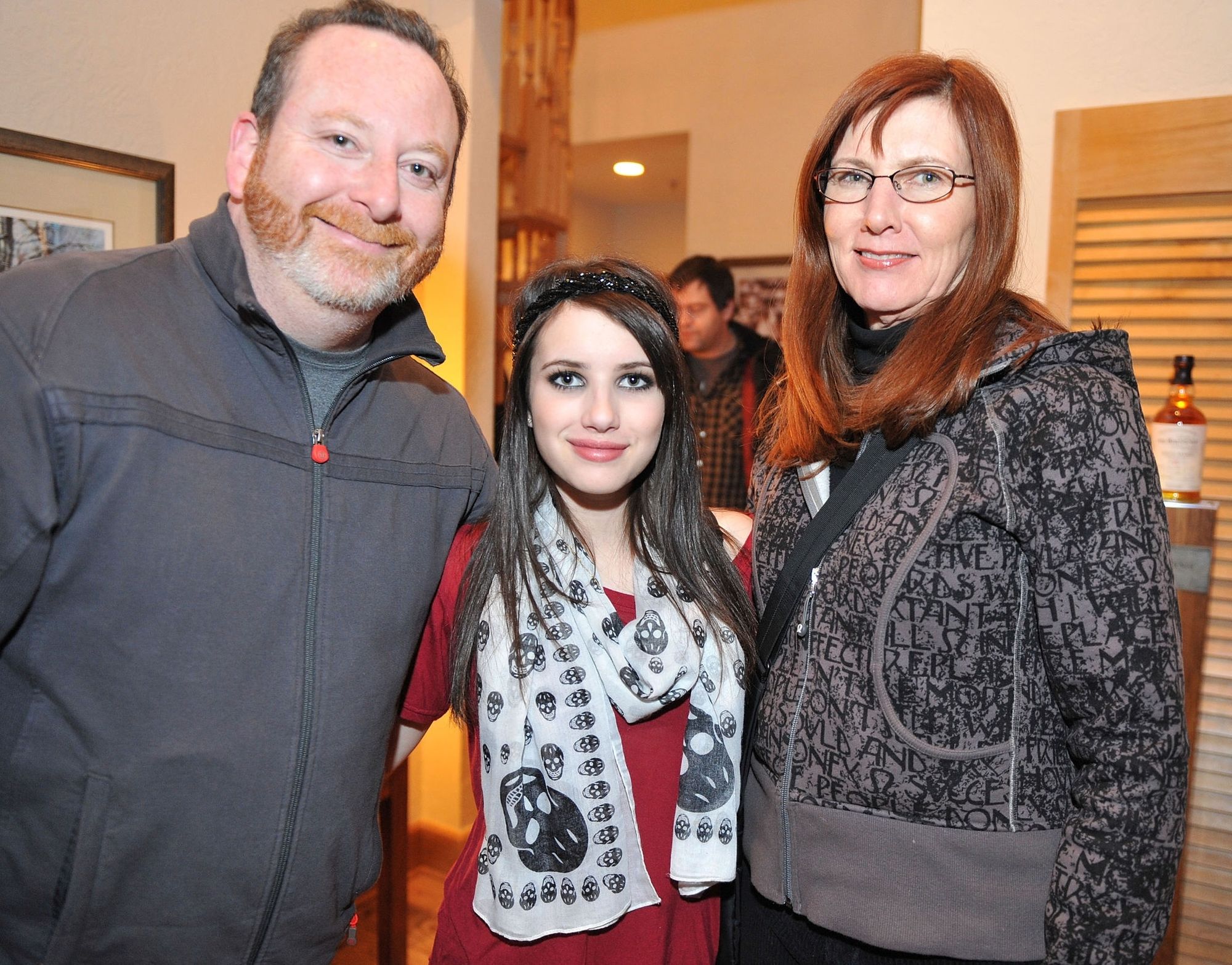 emmarobertsorg010.jpg emmarobertsorg010.jpg