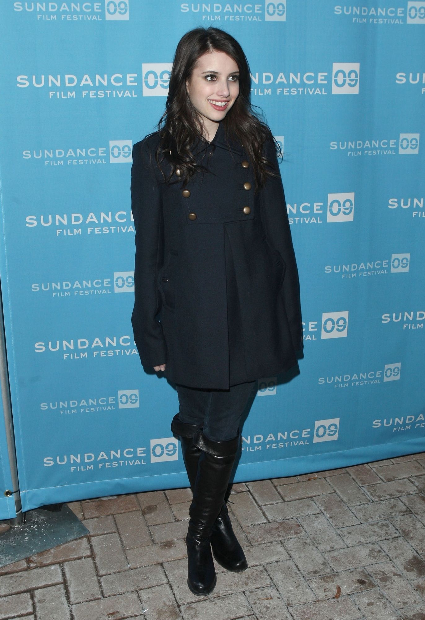 emmarobertsorg007.jpg emmarobertsorg007.jpg
