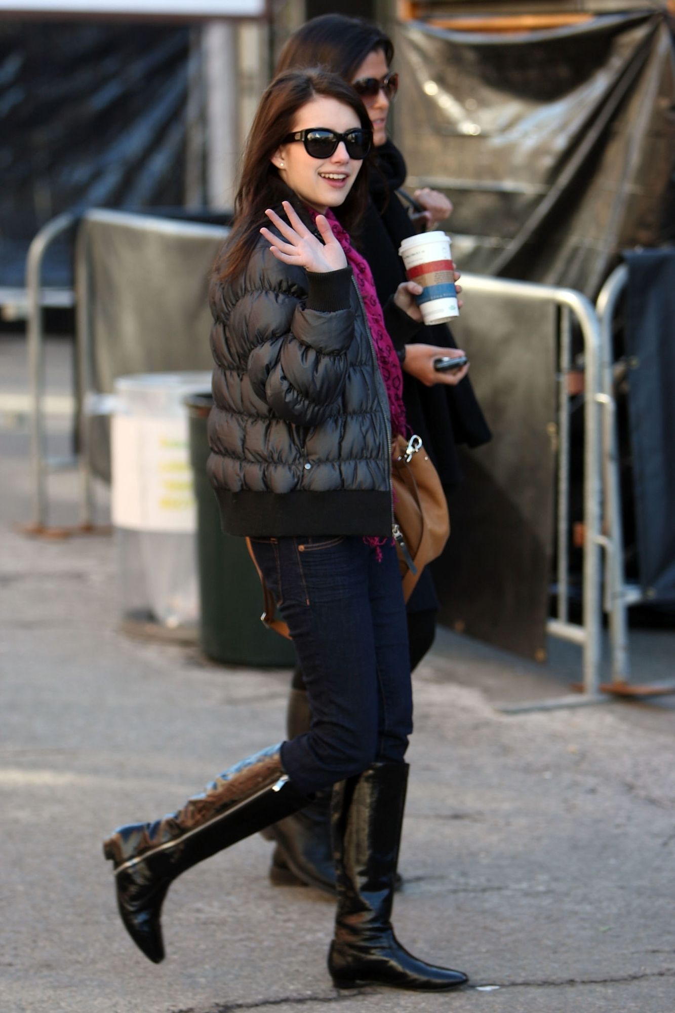 emmarobertsorg012.jpg emmarobertsorg012.jpg