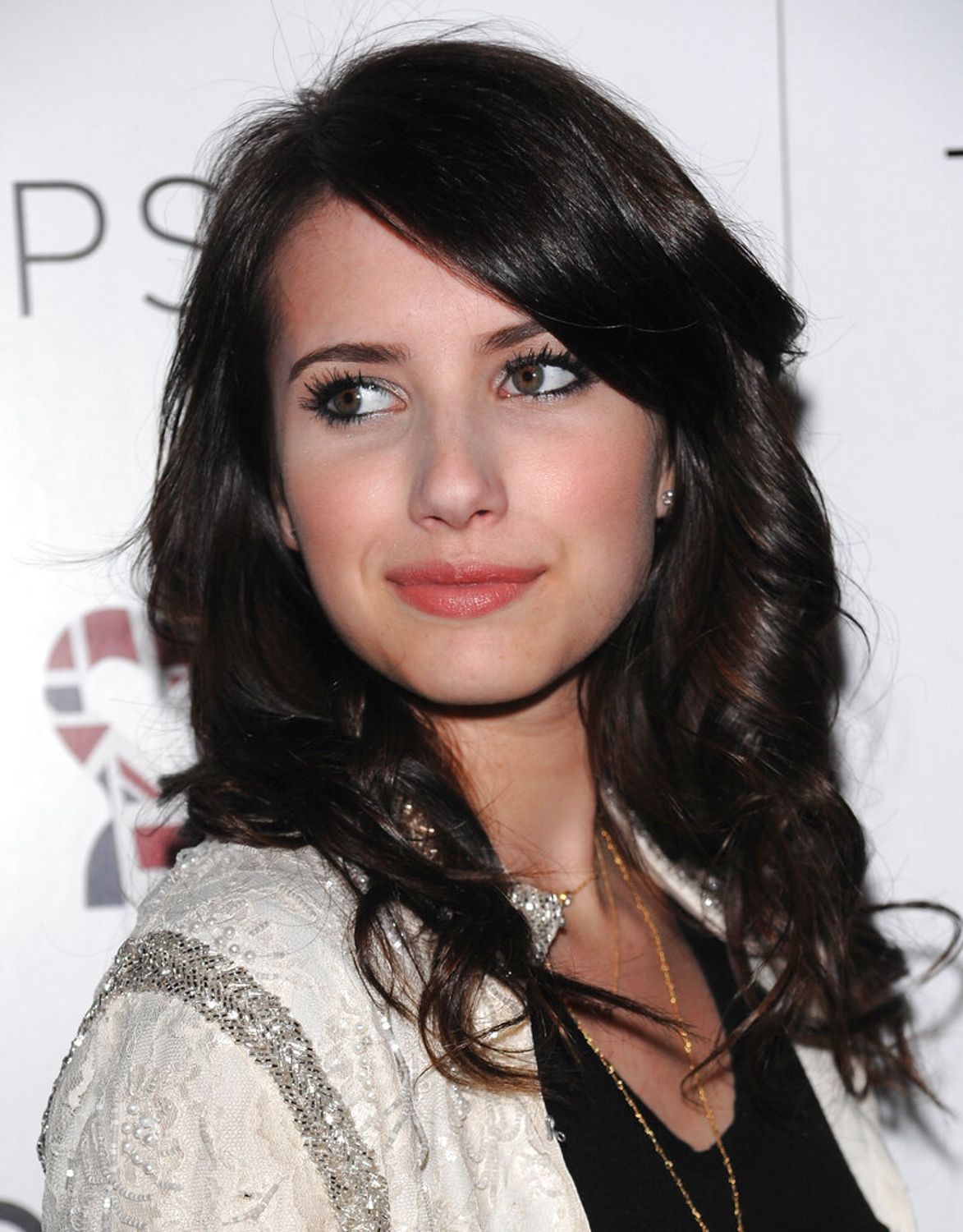 emmarobertsorg016.jpg emmarobertsorg016.jpg