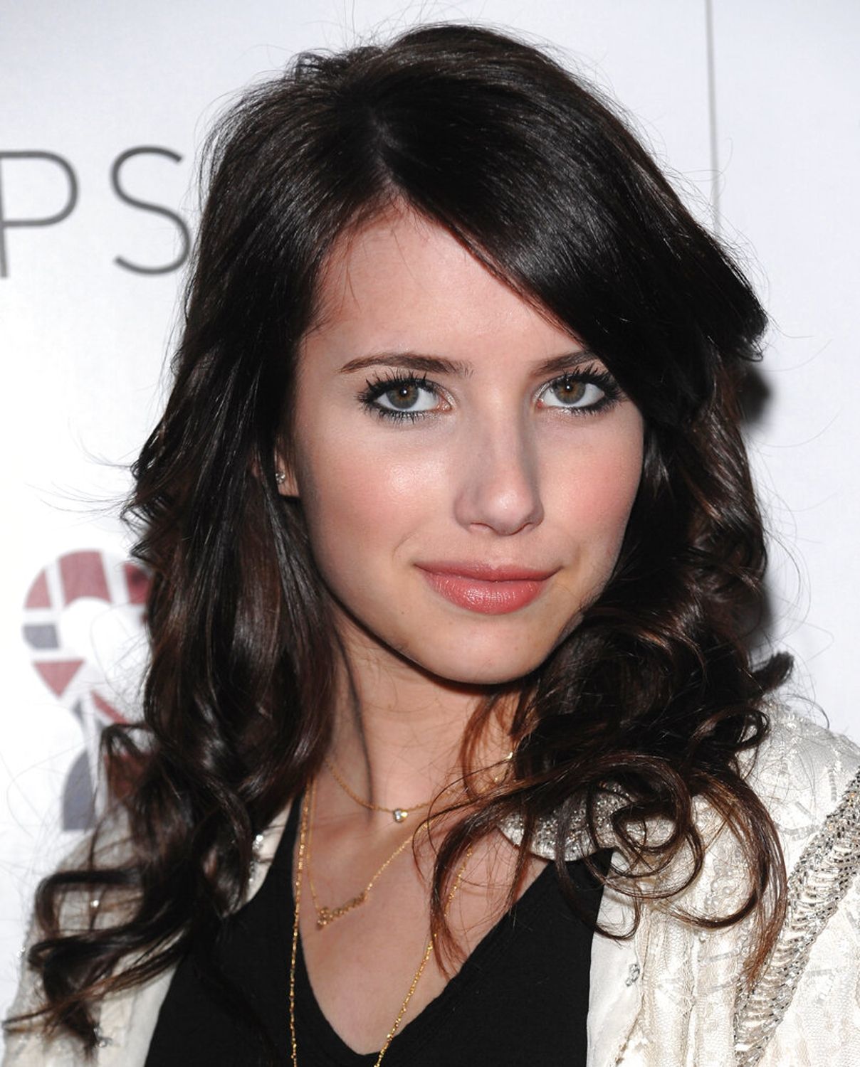 emmarobertsorg017.jpg emmarobertsorg017.jpg
