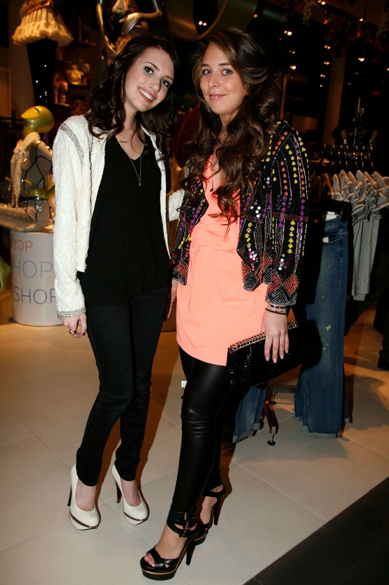 emmarobertsorg034.jpg emmarobertsorg034.jpg