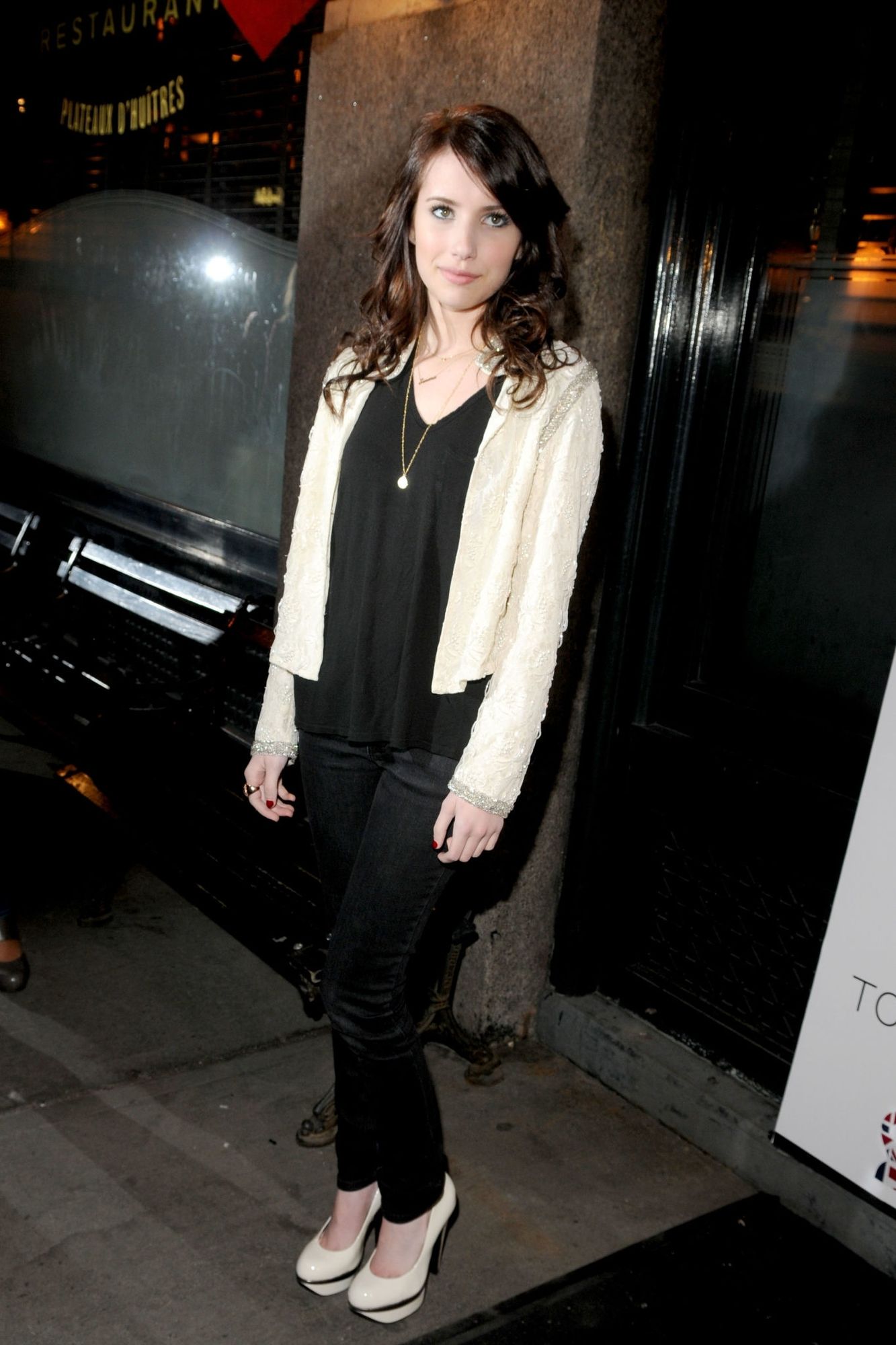 emmarobertsorg039.jpg emmarobertsorg039.jpg
