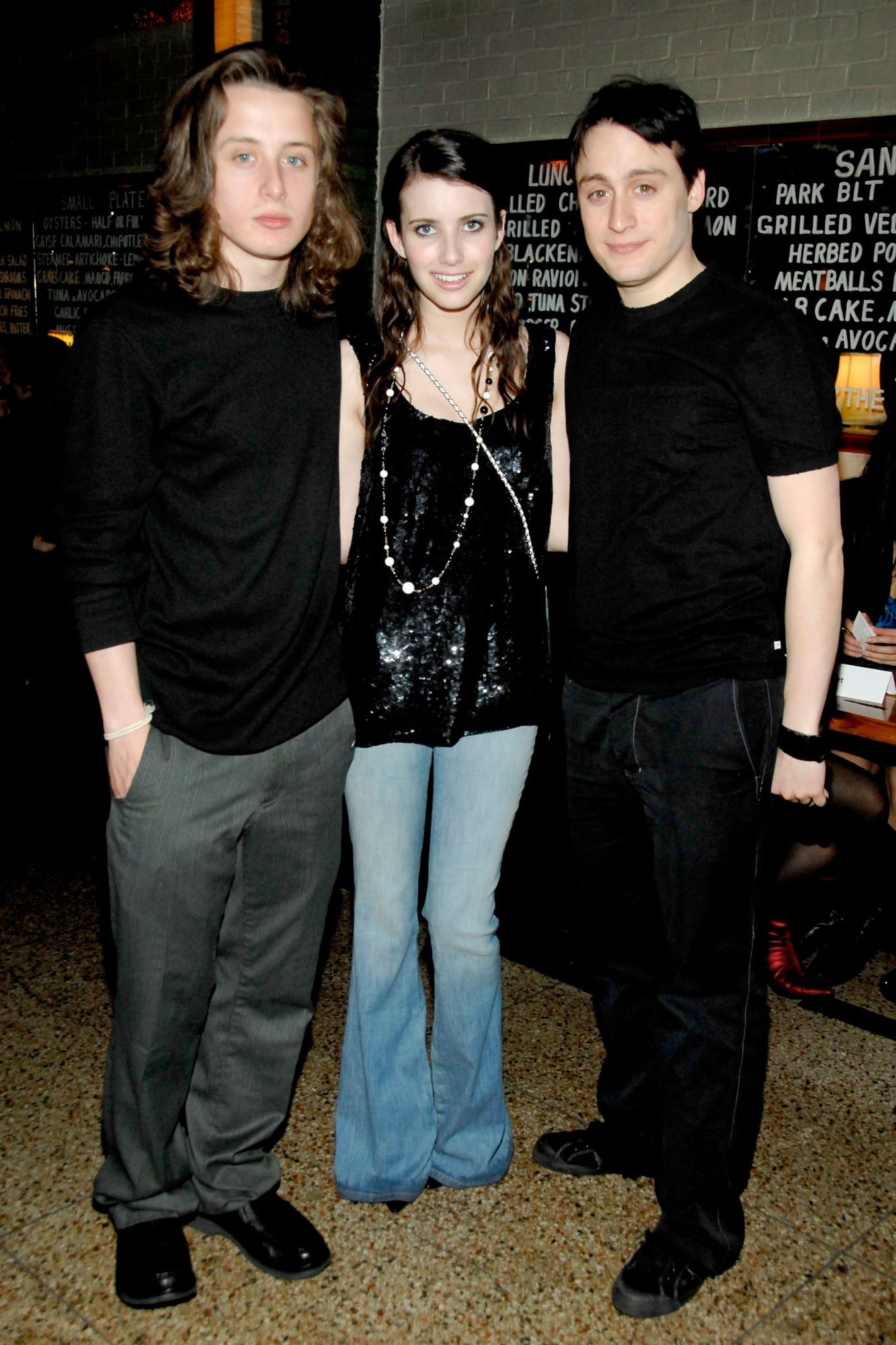 emmarobertsorg003.jpg emmarobertsorg003.jpg