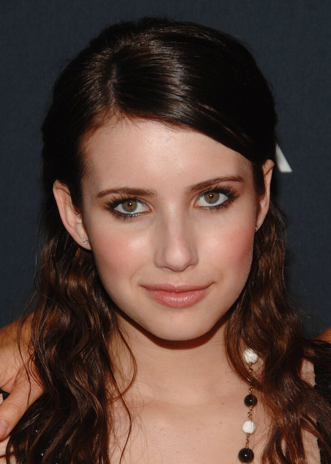 emmarobertsorg033.jpg emmarobertsorg033.jpg