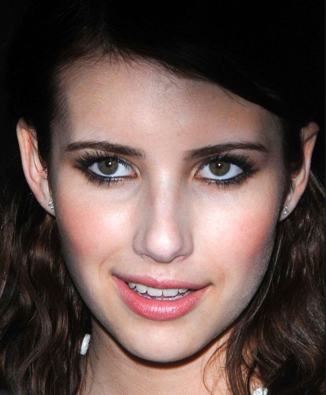 emmarobertsorg046.jpg emmarobertsorg046.jpg