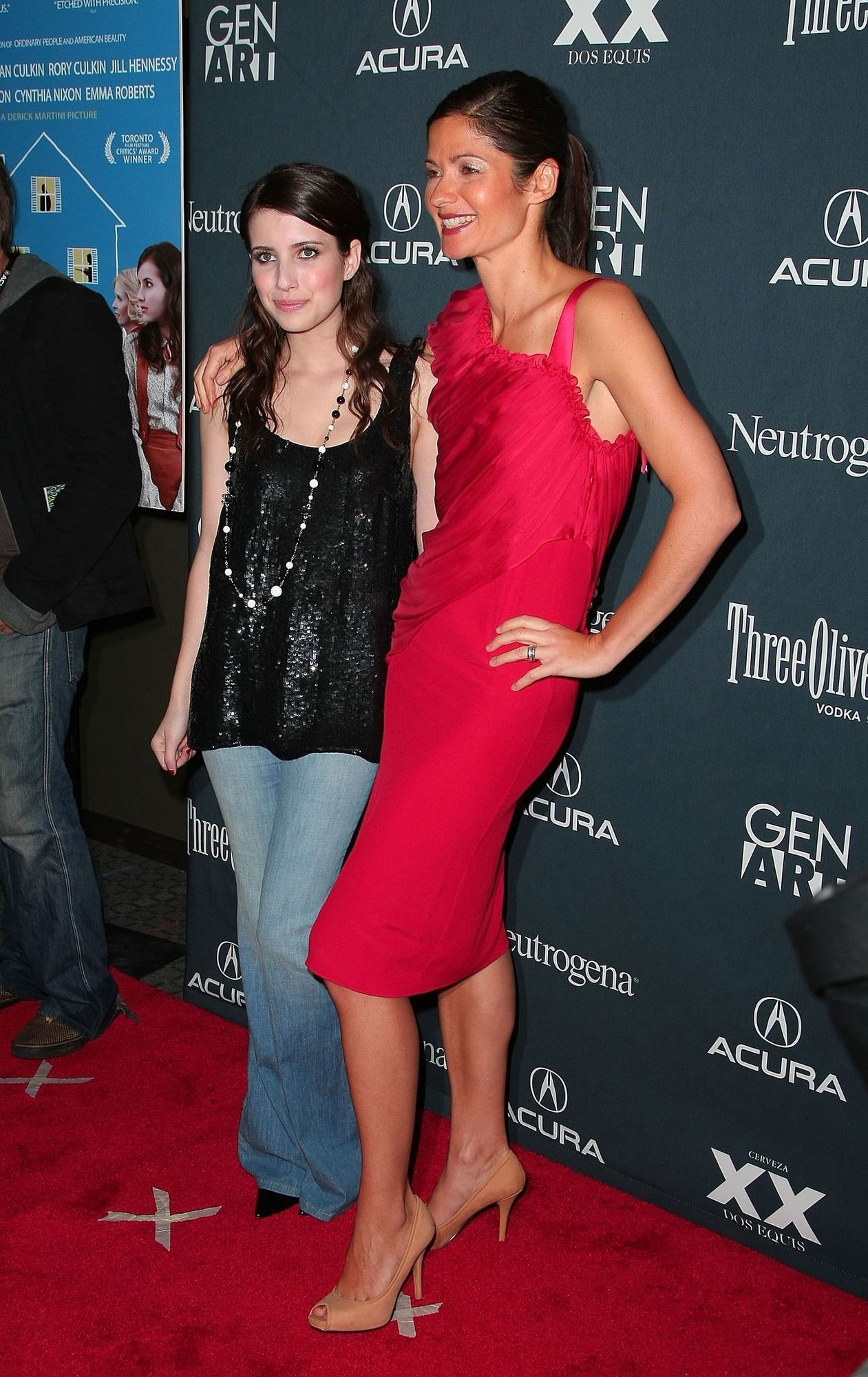 emmarobertsorg047.jpg emmarobertsorg047.jpg