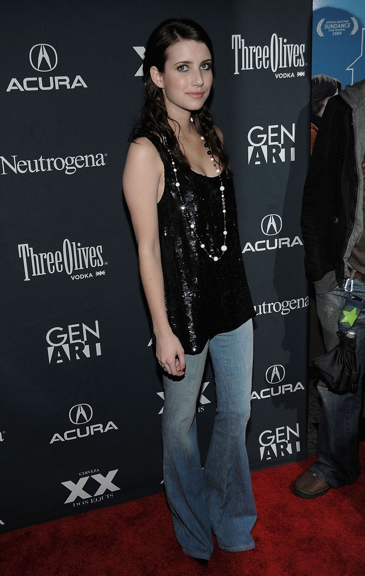 emmarobertsorg048.jpg emmarobertsorg048.jpg